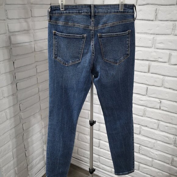 NWT Old Navy Mid Rise Rockstar Super Skinny Ladies Size 6 Blue Jeans - Picture 2 of 14